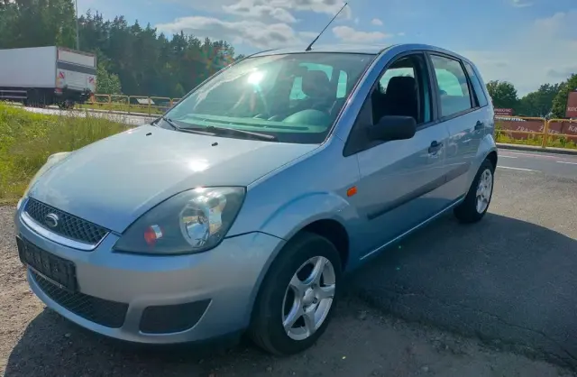 FORD Fiesta 