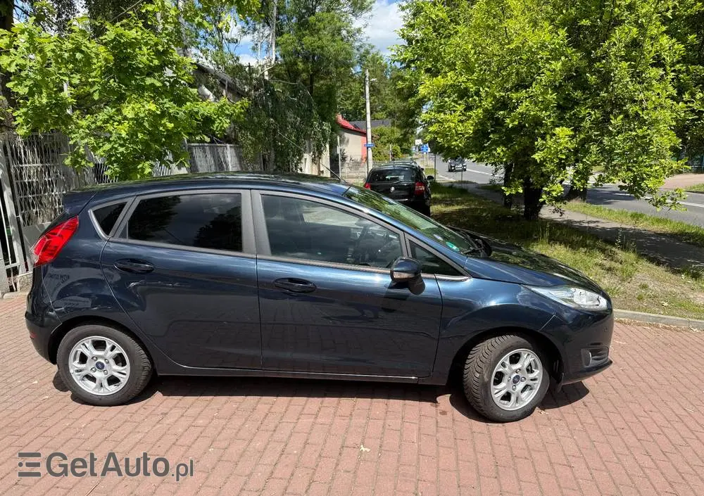 FORD Fiesta 1.0 EcoBoost Start-Stop Champions Edition