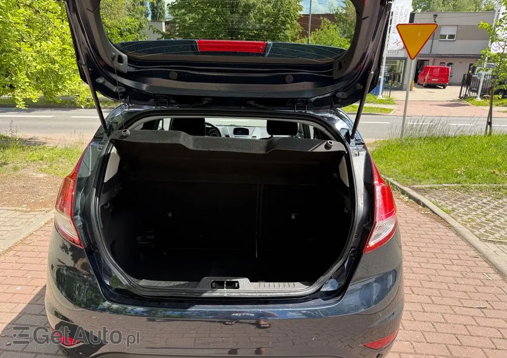 FORD Fiesta 1.0 EcoBoost Start-Stop Champions Edition