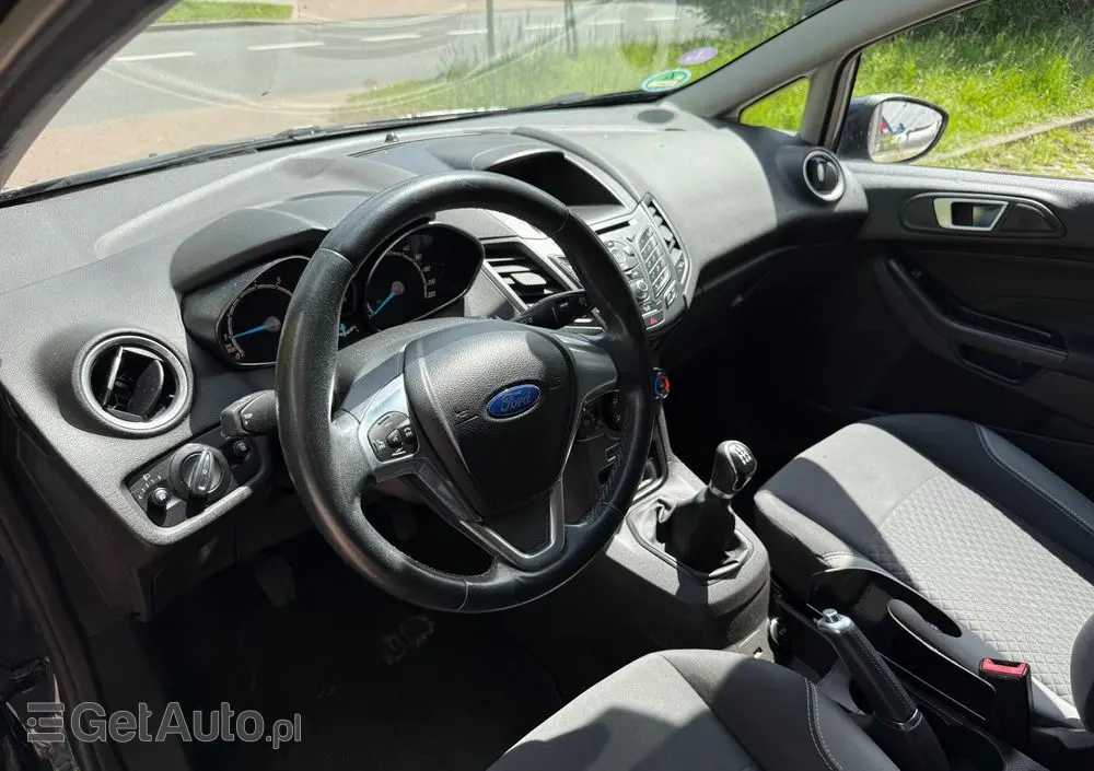 FORD Fiesta 1.0 EcoBoost Start-Stop Champions Edition