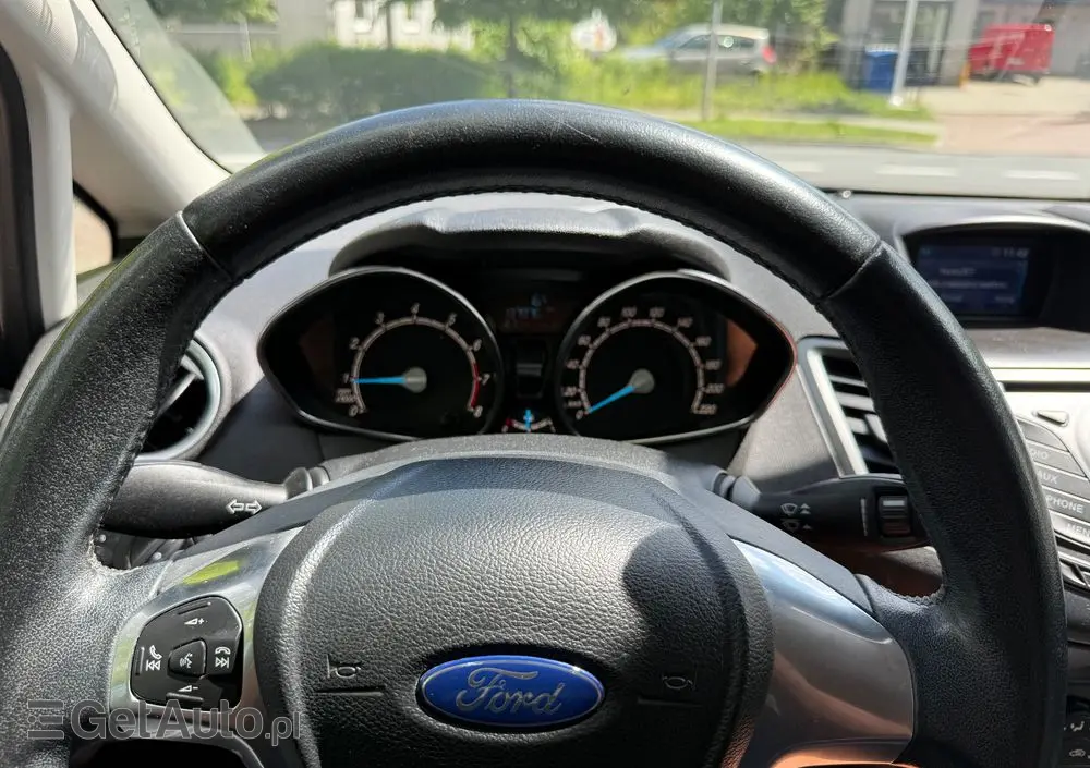 FORD Fiesta 1.0 EcoBoost Start-Stop Champions Edition