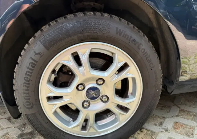 FORD Fiesta 1.0 EcoBoost Start-Stop Champions Edition