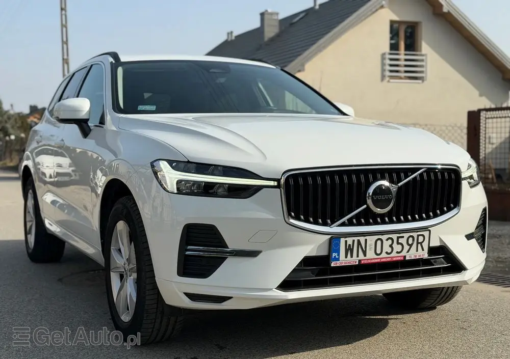 VOLVO XC 60 B4 B Momentum Pro