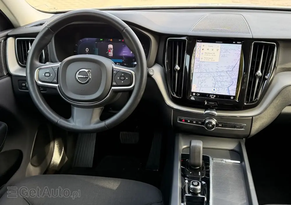 VOLVO XC 60 B4 B Momentum Pro