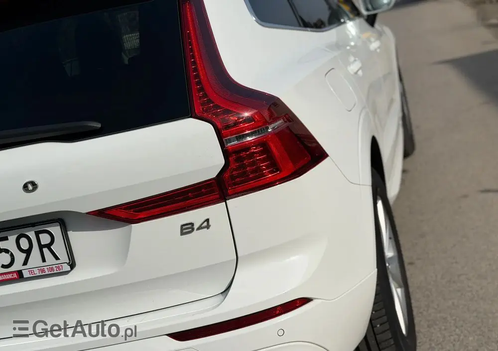 VOLVO XC 60 B4 B Momentum Pro