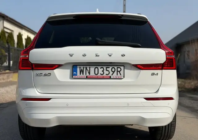 VOLVO XC 60 B4 B Momentum Pro