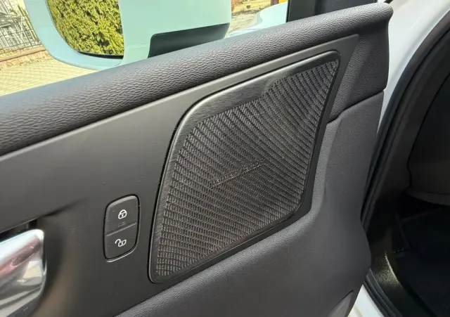 VOLVO XC 60 B4 B Momentum Pro