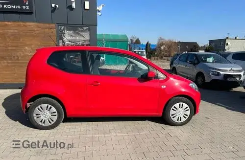 VOLKSWAGEN Up! 