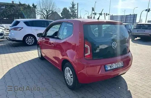VOLKSWAGEN Up! 