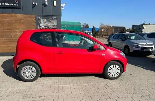 VOLKSWAGEN Up! 