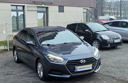 HYUNDAI I40 