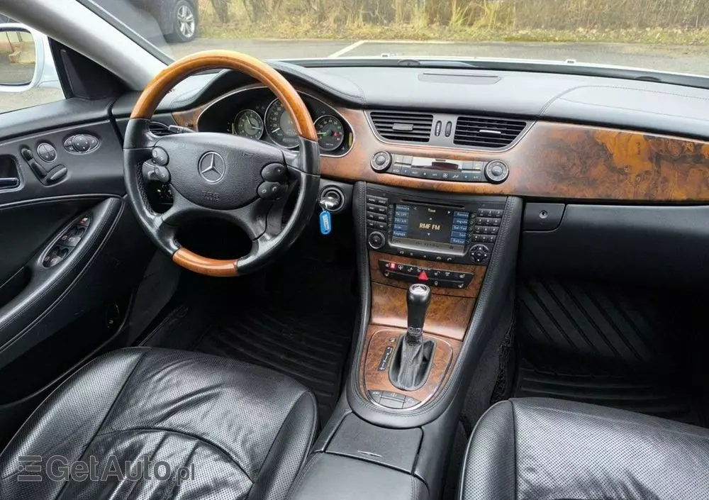 MERCEDES-BENZ CLS 