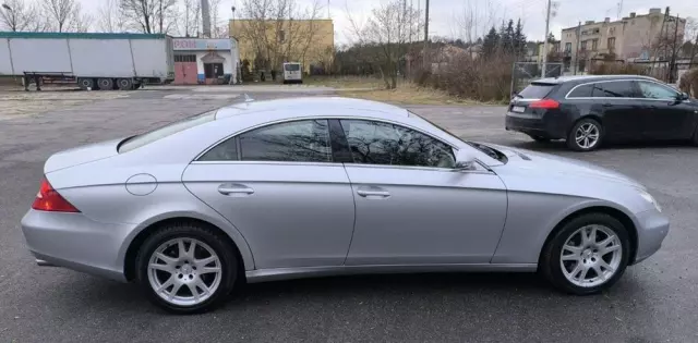 MERCEDES-BENZ CLS 