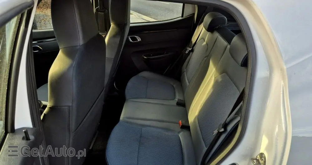 DACIA Spring 27.4kWh Essential