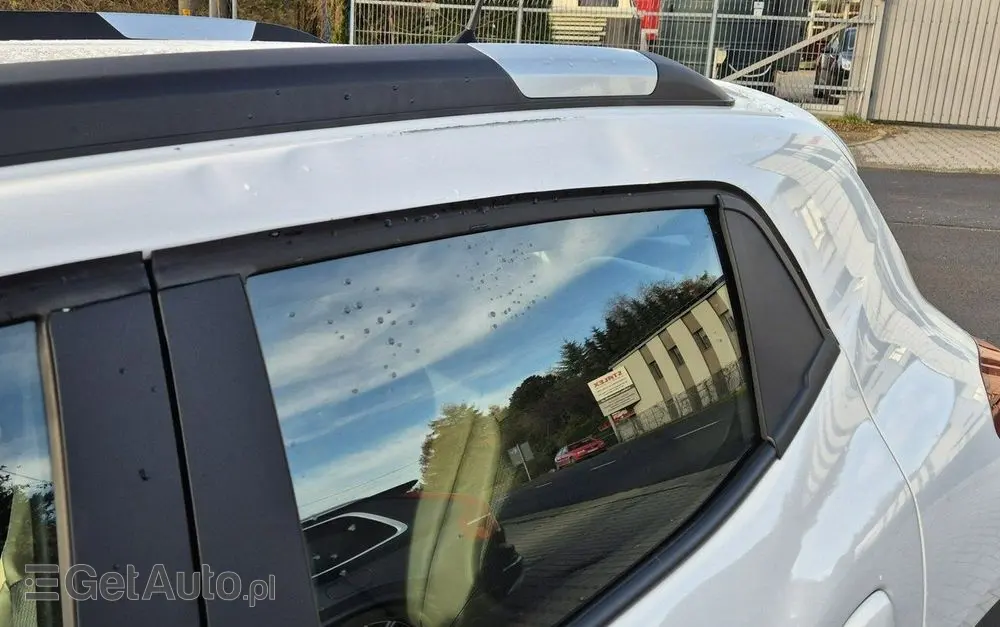 DACIA Spring 27.4kWh Essential