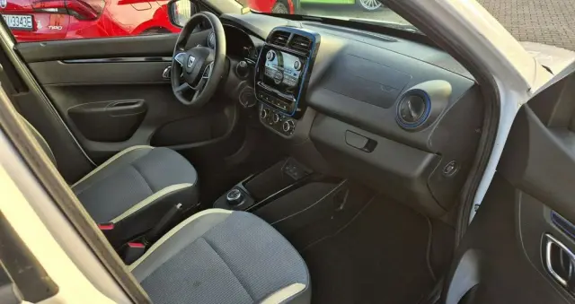 DACIA Spring 27.4kWh Essential