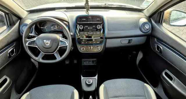 DACIA Spring 27.4kWh Essential