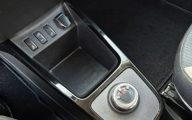 DACIA Spring 27.4kWh Essential