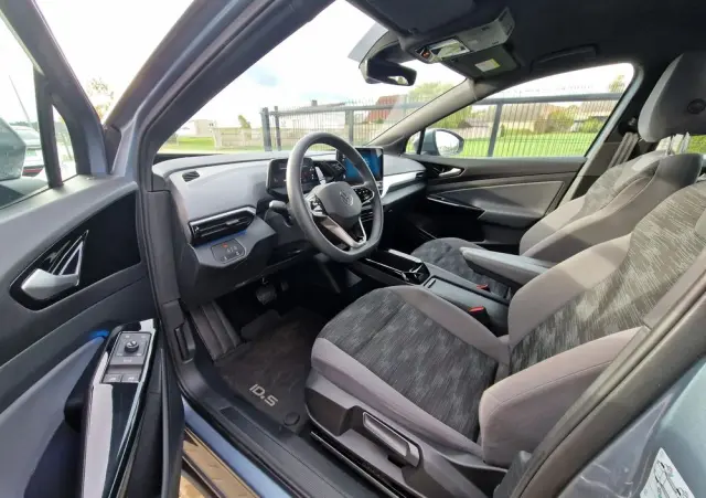 VOLKSWAGEN ID.4 77kWh Pro Performance