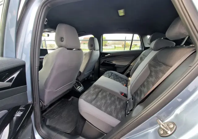 VOLKSWAGEN ID.4 77kWh Pro Performance