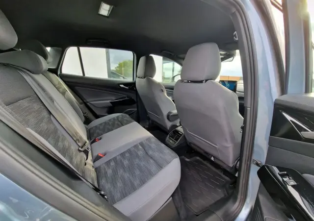 VOLKSWAGEN ID.4 77kWh Pro Performance