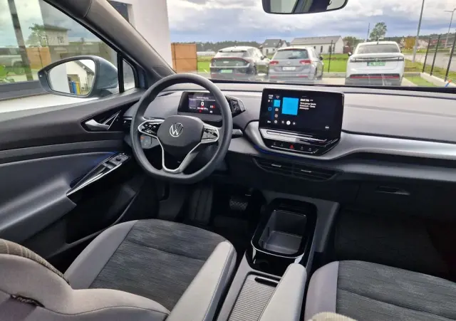 VOLKSWAGEN ID.4 77kWh Pro Performance