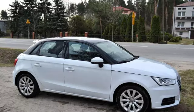 AUDI A1 