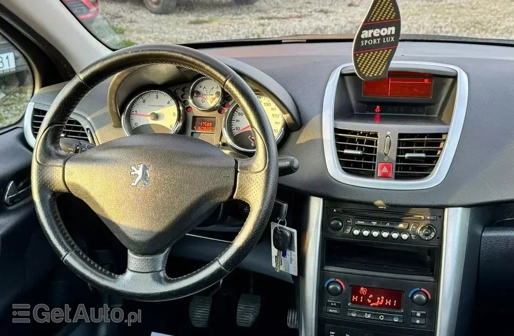 PEUGEOT 207 