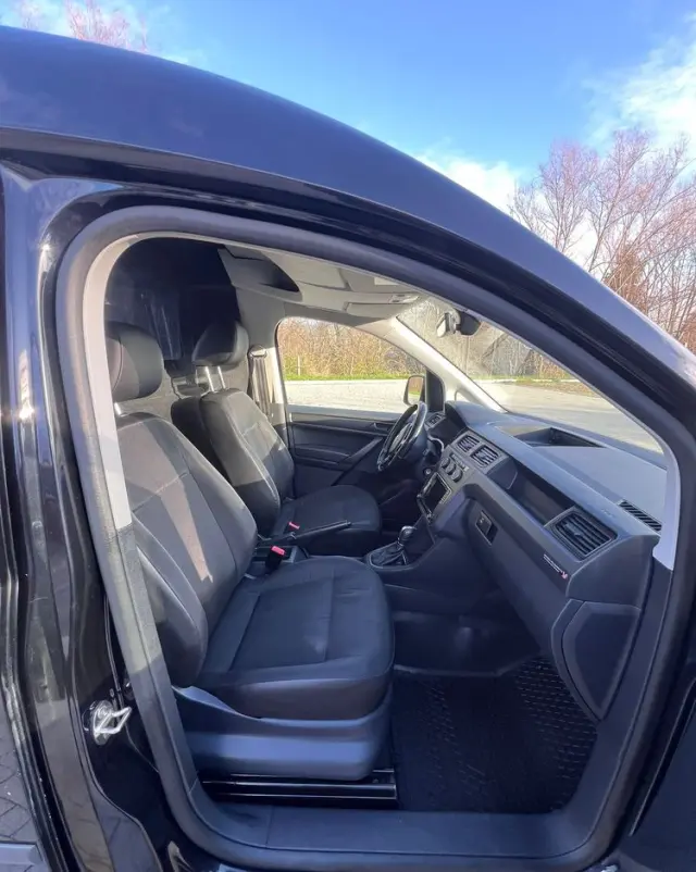 VOLKSWAGEN CADDY/2.0/4X4/ SPROWADZONY na/1 WŁ/FV23%/SERWISOWANY/VW/FORD/OPEL/CITROEN 