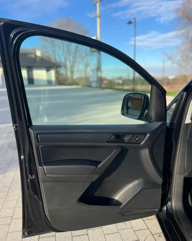 VOLKSWAGEN CADDY/2.0/4X4/ SPROWADZONY na/1 WŁ/FV23%/SERWISOWANY/VW/FORD/OPEL/CITROEN 