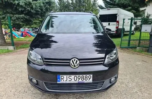 VOLKSWAGEN Touran 