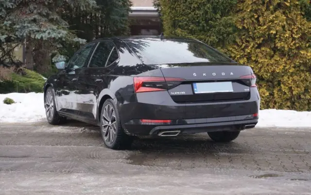 SKODA Superb 2.0 TSI 4x4 L&K DSG