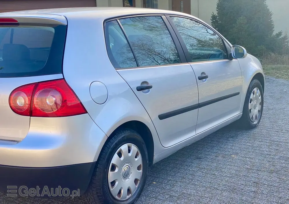VOLKSWAGEN Golf 1.4 Trendline