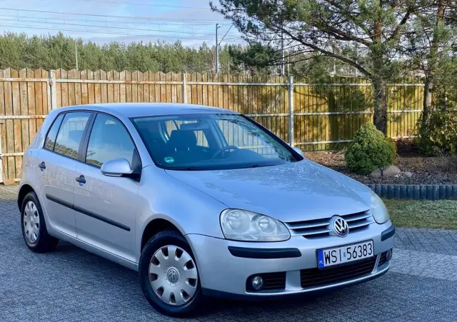 VOLKSWAGEN Golf 1.4 Trendline