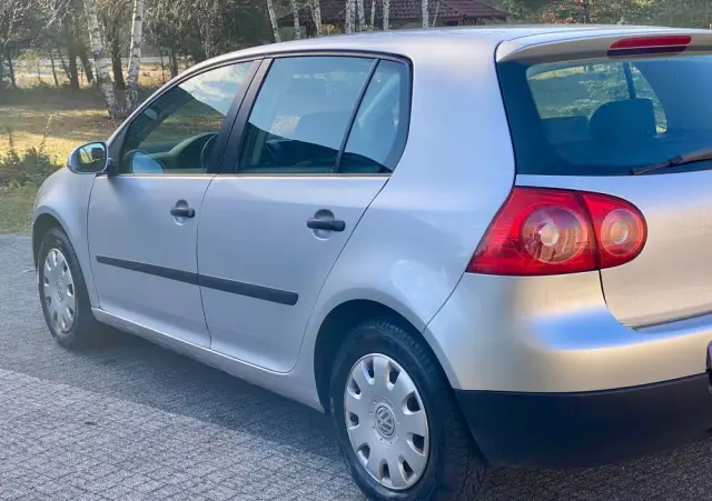 VOLKSWAGEN Golf 1.4 Trendline