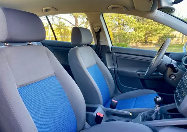 VOLKSWAGEN Golf 1.4 Trendline