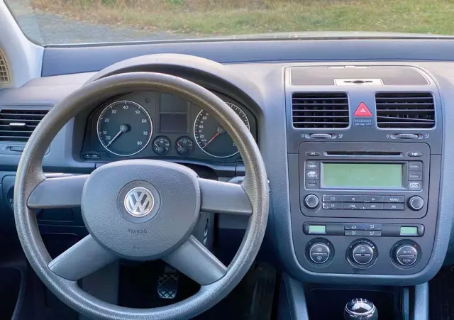 VOLKSWAGEN Golf 1.4 Trendline