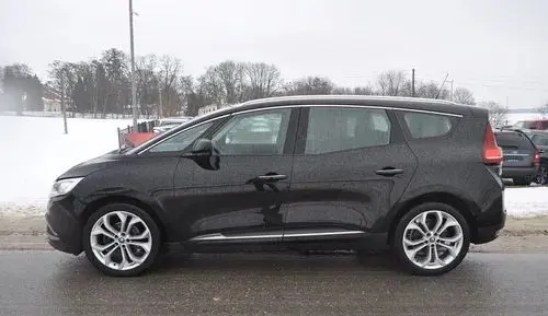 RENAULT Grand Scenic 