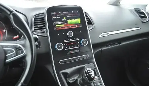 RENAULT Grand Scenic 