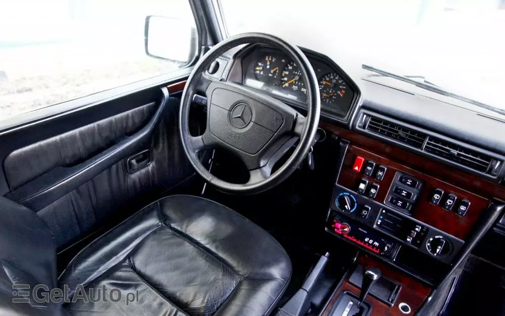 MERCEDES-BENZ Klasa G 