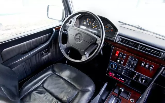 MERCEDES-BENZ Klasa G 