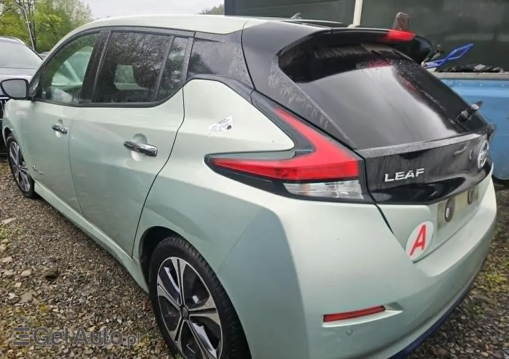 NISSAN Leaf 40 kWh N-Connecta