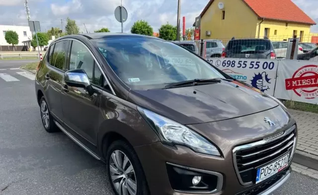 PEUGEOT 3008 