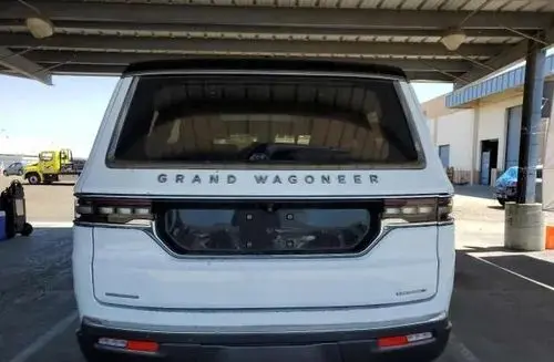 JEEP Wagoneer 