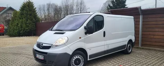 OPEL Vivaro 