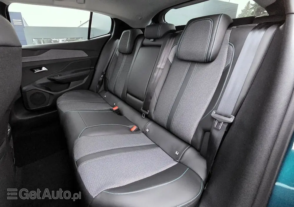 PEUGEOT 408 1.2 PureTech mHEV Business S&S e-DSC6