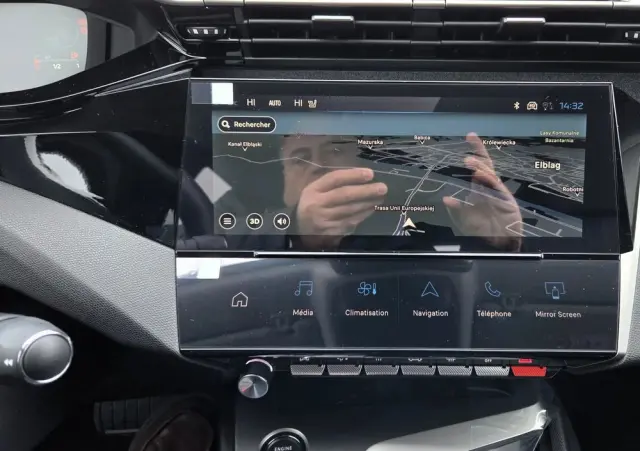 PEUGEOT 408 1.2 PureTech mHEV Business S&S e-DSC6