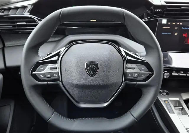 PEUGEOT 408 1.2 PureTech mHEV Business S&S e-DSC6