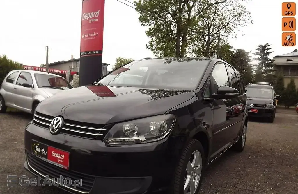 VOLKSWAGEN Touran 