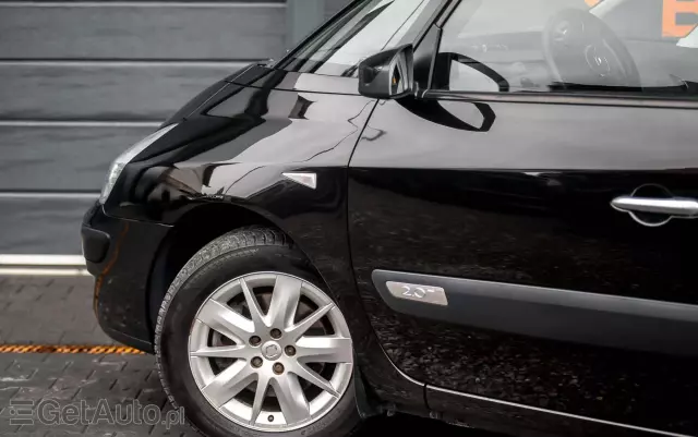 RENAULT Grand Espace 2.0 Privilege